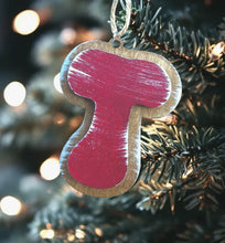 Load image into Gallery viewer, Retro Style Initial Ornament